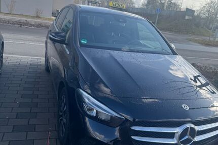 Mercedes-Benz B 180 219.000 km 12.500 &euro; Sindelfingen 71069