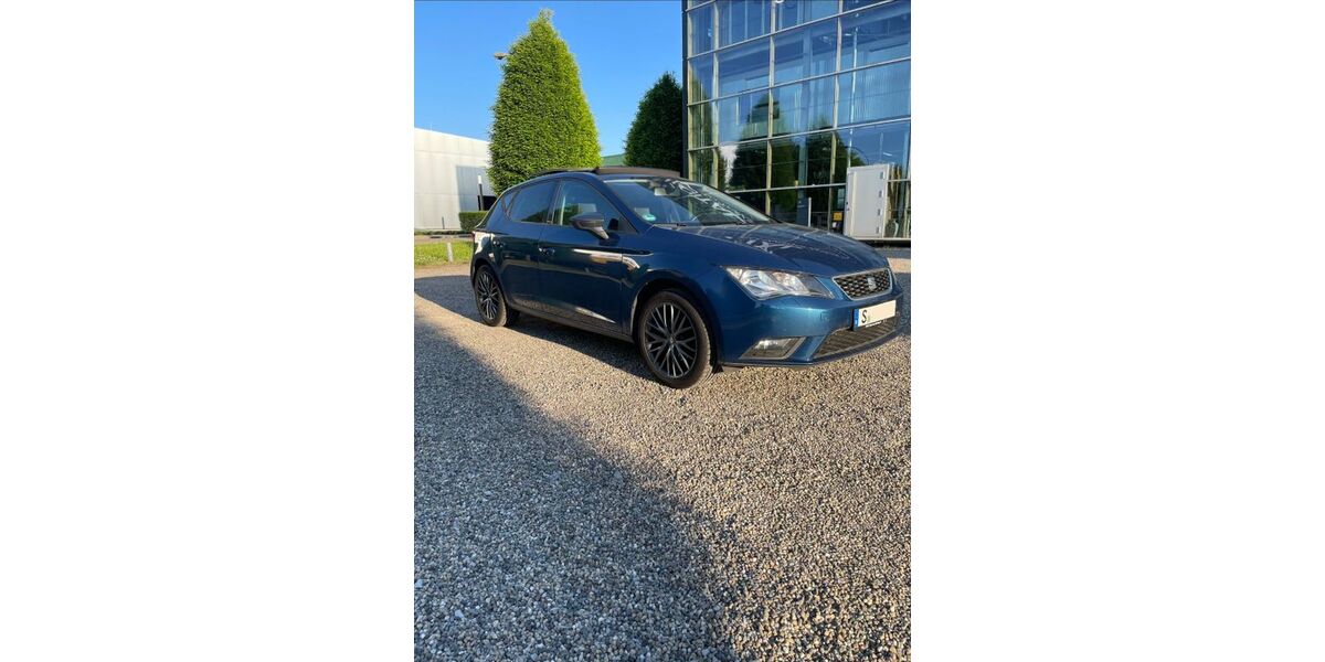 Seat Leon 77.390 km 9.200 &euro; Fellbach 70734