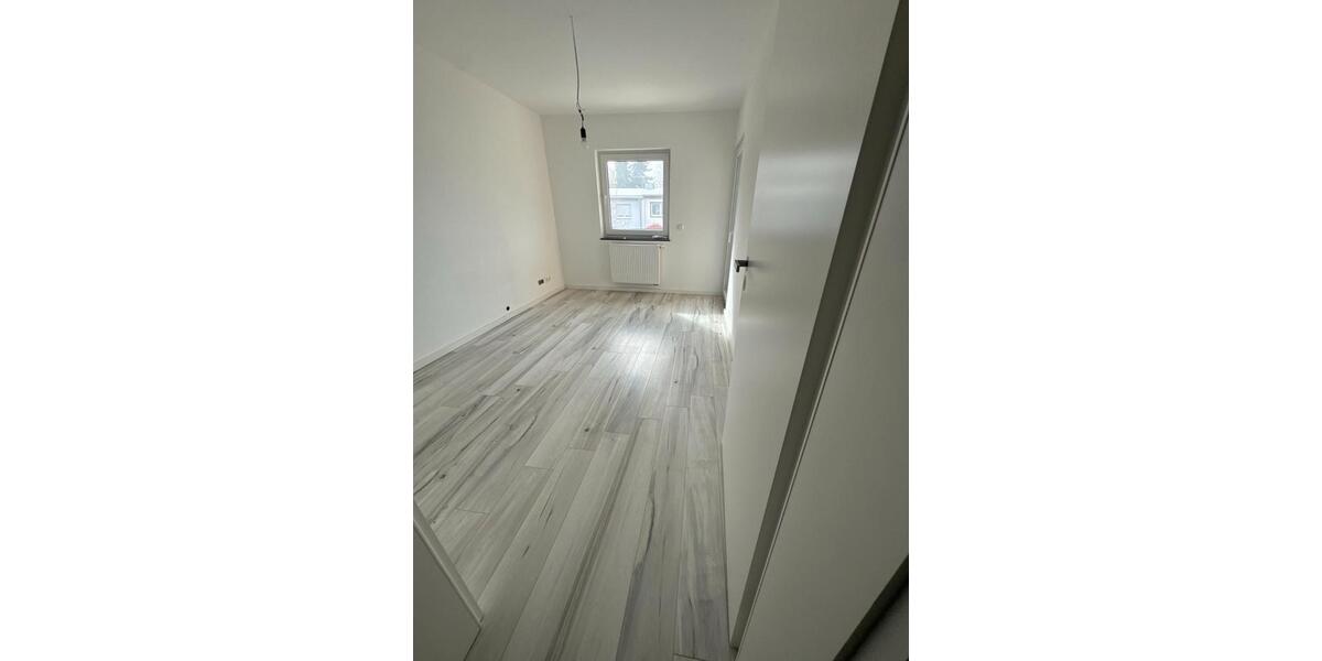 Reihenhaus Heilbronn Böckingen - 5 Zimmer, 130 m&sup2;, 600.000&euro; | Angebot:26227025
