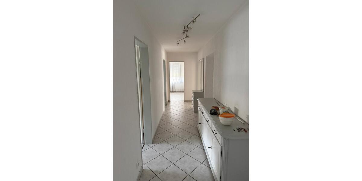 Etagenwohnung Sindelfingen Darmsheim - 4 Zimmer, 90 m&sup2;, 410.000&euro; | Angebot:25101767