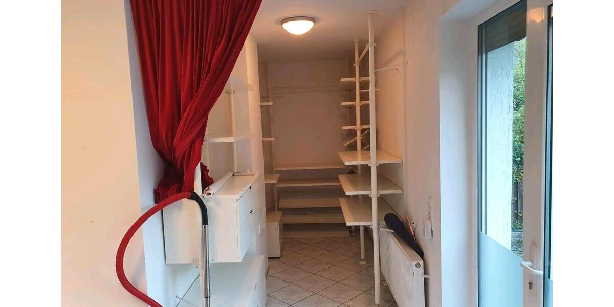 Erdgeschoßwohnung Stuttgart Stuttgart-West - 4 Zimmer, 97 m&sup2;, 1.990&euro; | Angebot:27577608