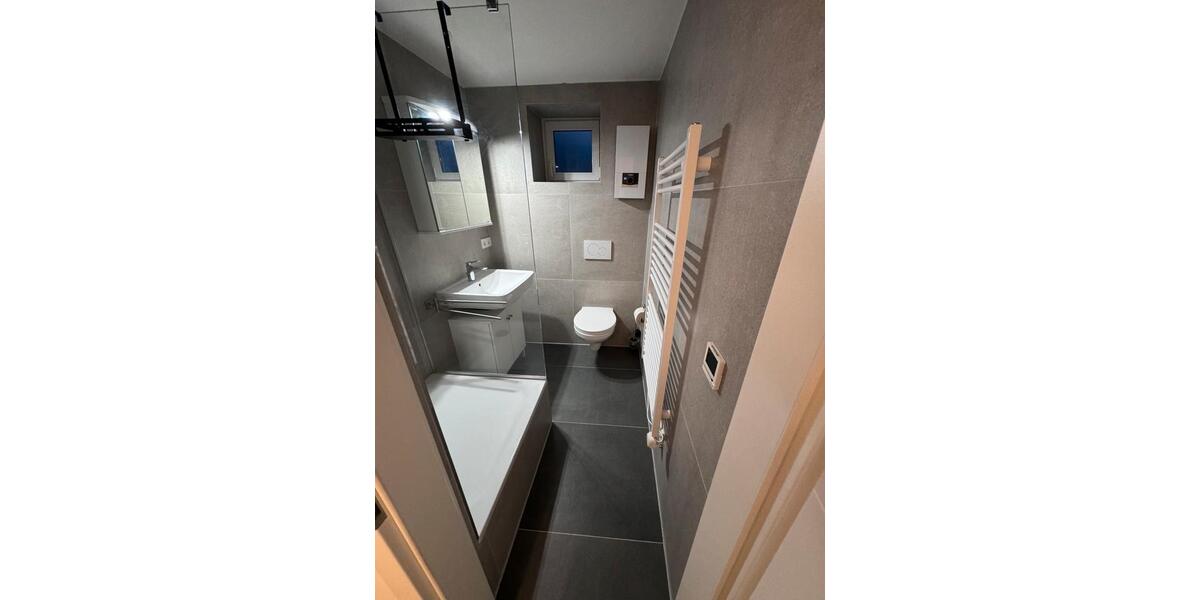 Etagenwohnung Stuttgart Zuffenhausen - 1.5 Zimmer, 30 m&sup2;, 990&euro; | Angebot:26003067