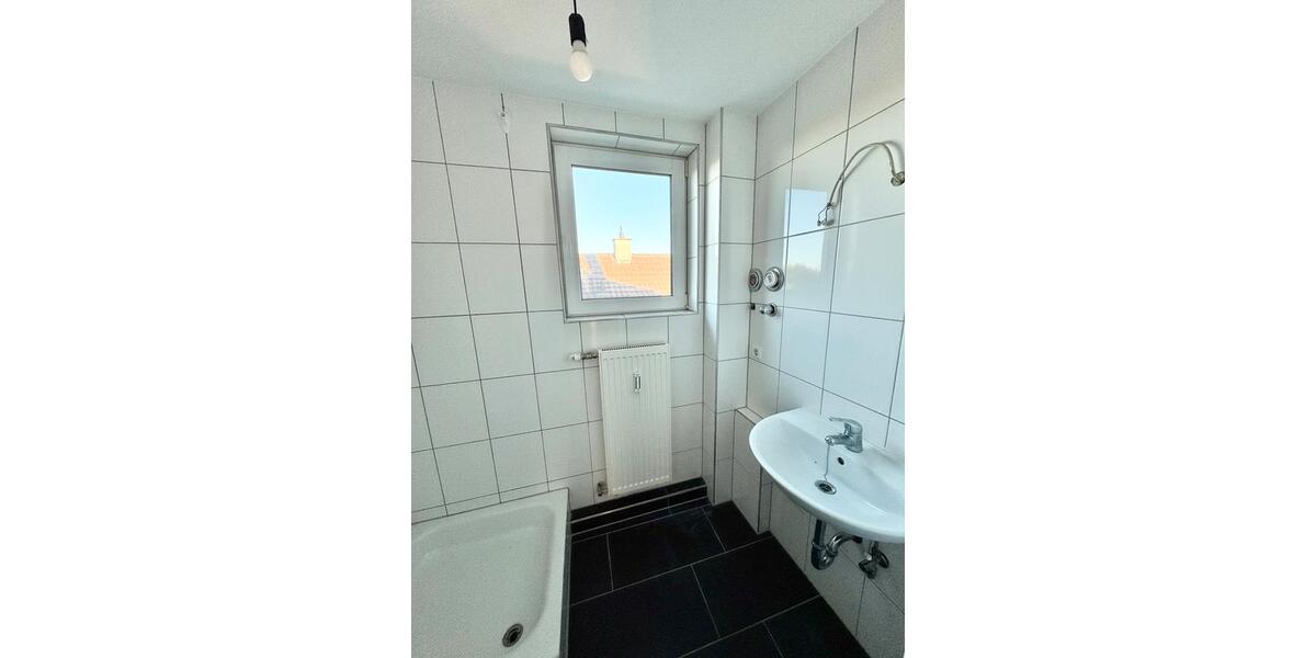 Etagenwohnung Stuttgart Neuwirtshaus - 4 Zimmer, 85 m&sup2;, 1.150&euro; | Angebot:27568245