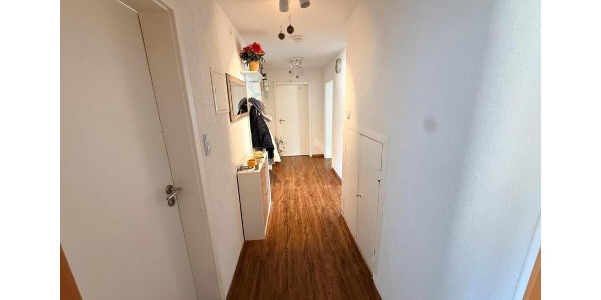 Etagenwohnung Weinsberg - 4 Zimmer, 80 m&sup2;, 235.000&euro; | Angebot:26000154