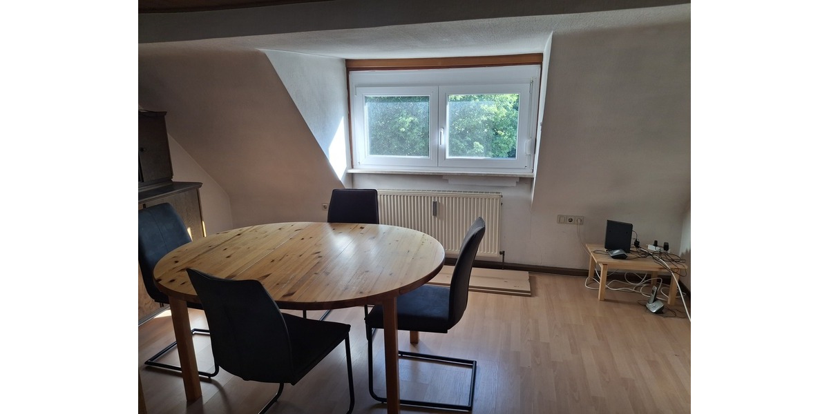 Schöne DG-Wohnung in Freudental - 3.5 Freudental | Angebot:27213261