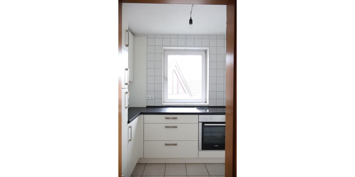 Dachgeschoßwohnung Stuttgart Birkach - 2.5 Zimmer, 71 m&sup2;, 265.000&euro; | Angebot:27548615