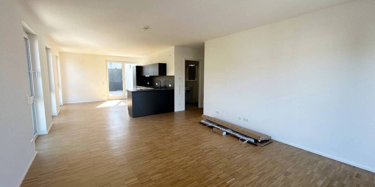 Etagenwohnung Stuttgart Untertürkheim - 3 Zimmer, 108 m&sup2;, 1.790&euro; | Angebot:25672146