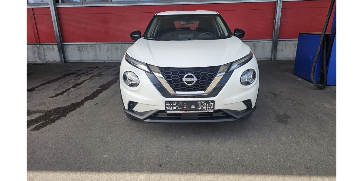 Nissan Juke 123.541 km 10.999 &euro; Stuttgart 70376