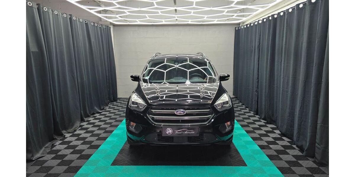 Ford Kuga 91.900 km 13.987 &euro; Bietigheim-Bissingen 74321