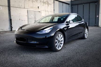 Tesla Model 3 121.000 km 18.900 &euro; Kornwestheim 70806