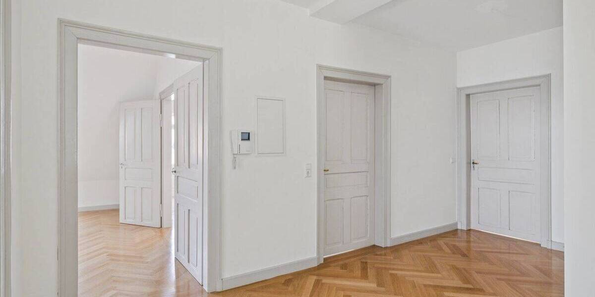 Etagenwohnung Ludwigsburg Süd - 3 Zimmer, 91 m&sup2;, 469.000&euro; | Angebot:25746158