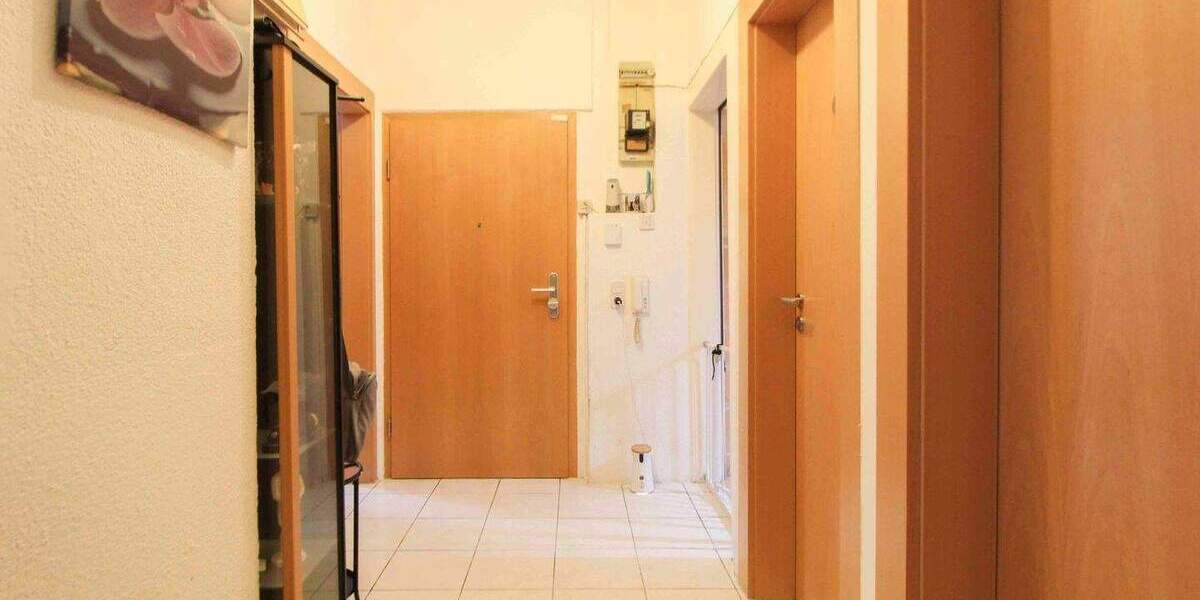 Etagenwohnung Stuttgart Feuerbach - 3 Zimmer, 79 m&sup2;, 299.000&euro; | Angebot:25802114