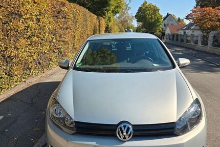VW Golf 23.700 km 8.500 &euro; Sindelfingen 71065