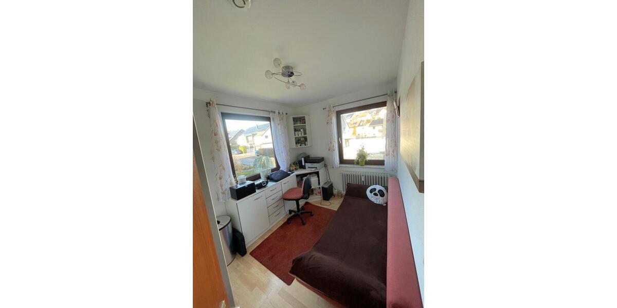 Etagenwohnung Weissach - 3.5 Zimmer, 83 m&sup2;, 299.000&euro; | Angebot:27158429