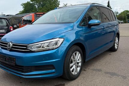 VW Touran 216.000 km 7.999 &euro; Filderstadt / bei Stuttgart 70794