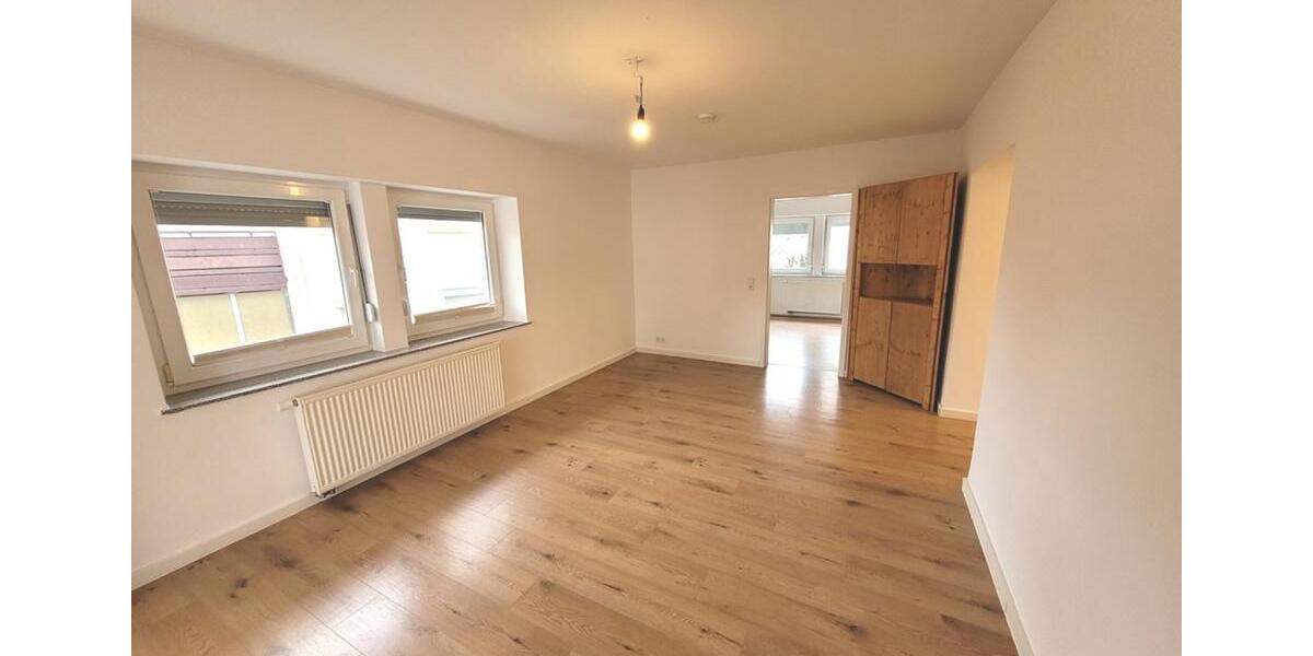 Etagenwohnung Stuttgart Hedelfingen - 3 Zimmer, 72 m&sup2;, 1.250&euro; | Angebot:25882997