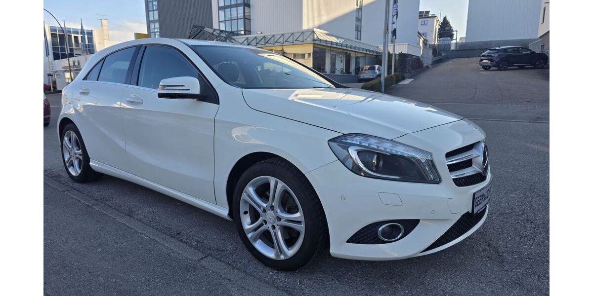 Mercedes-Benz A 180 132.300 km 13.990 &euro; Kornwestheim (bei Stuttgart) 70806