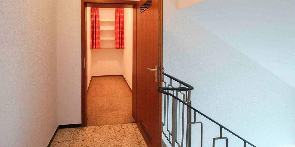 Einfamilienhaus Ditzingen - 3 Zimmer, 435.000&euro; | Angebot:25804266