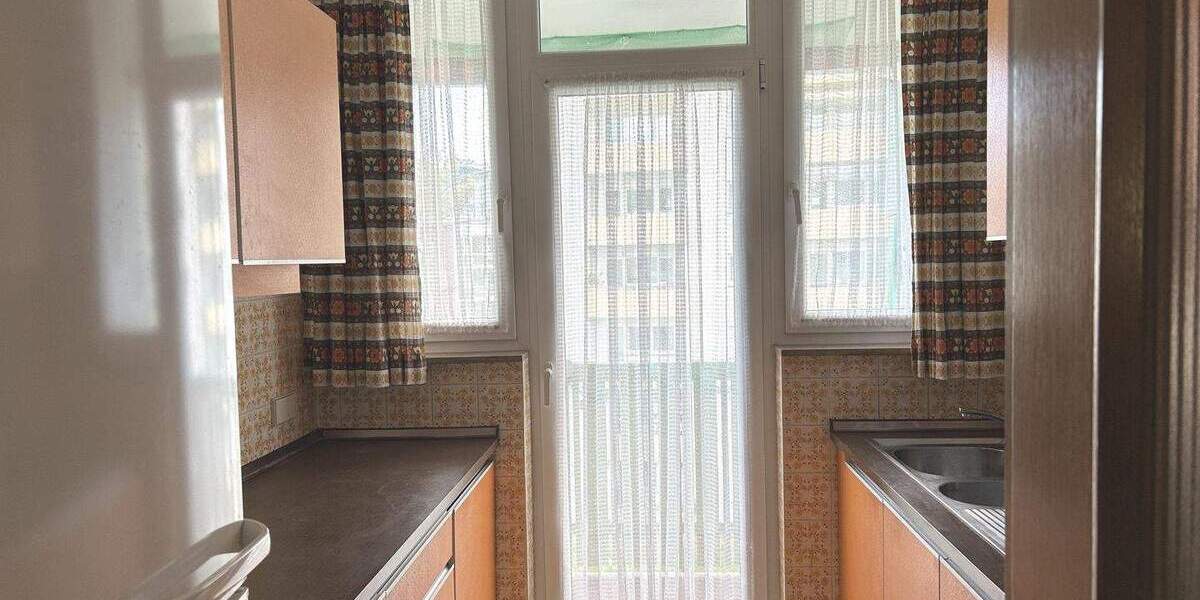 Etagenwohnung Stuttgart West - 4 Zimmer, 85 m&sup2;, 350.000&euro; | Angebot:25677069