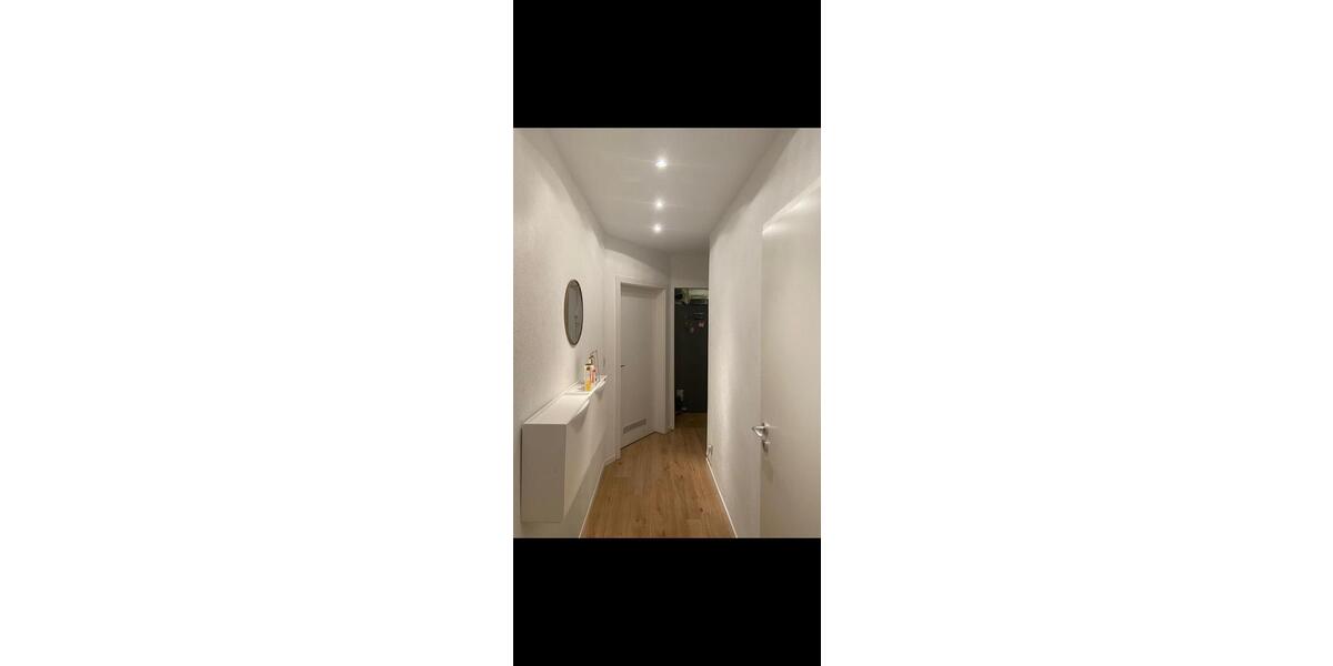 Dachgeschoßwohnung Esslingen am Neckar - 3 Zimmer, 67 m&sup2;, 1.050&euro; | Angebot:26337366
