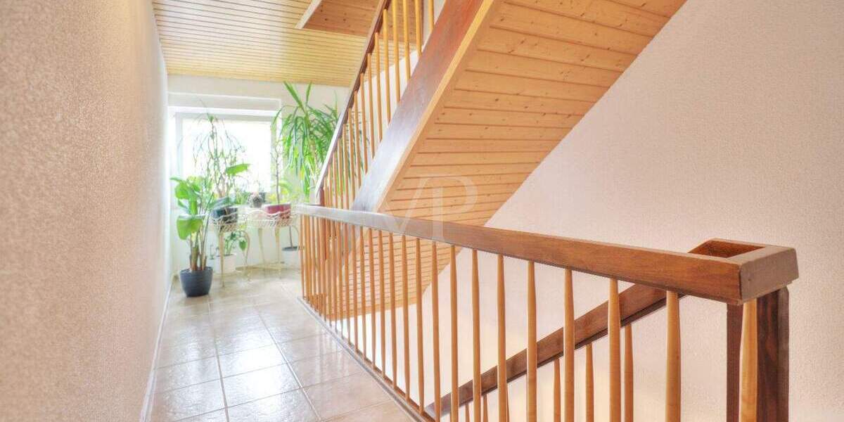 Mehrfamilienhaus, Wohnhaus Schwaigern - 8 Zimmer, 160 m&sup2;, 430.000&euro; | Angebot:25731882