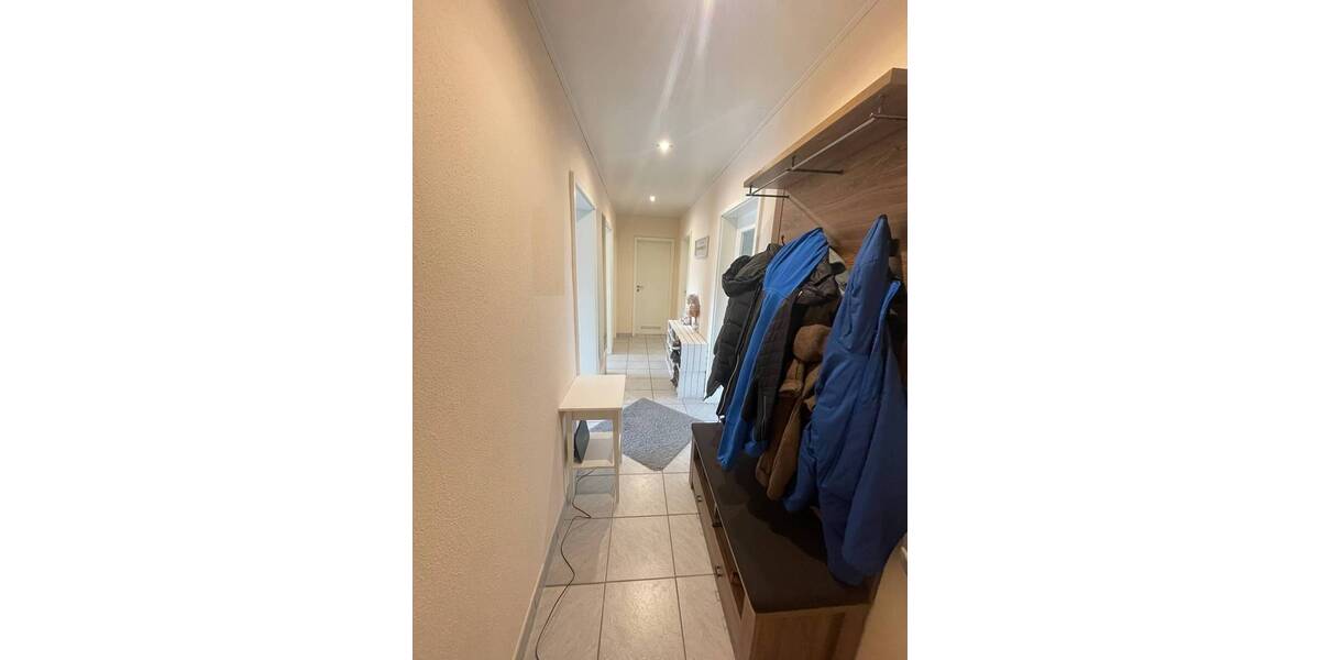 Etagenwohnung Schorndorf - 3 Zimmer, 84 m&sup2;, 285.000&euro; | Angebot:25733286