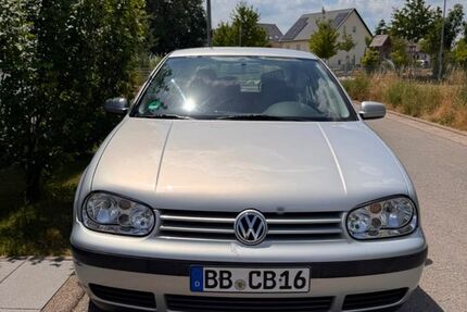 VW Golf 153.450 km 950 &euro; Böblingen 71034