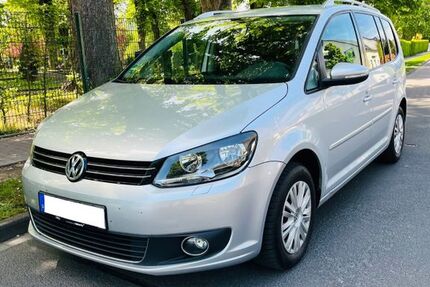 VW Touran 200.000 km 6.600 &euro; Stuttgart 70186