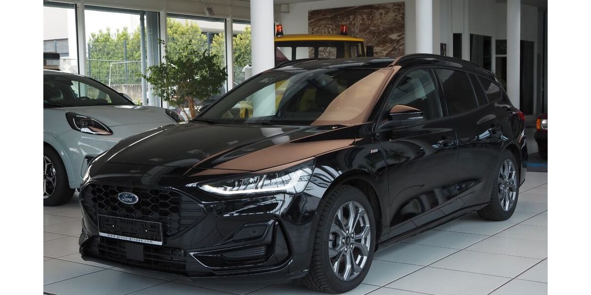 Ford Focus 15.250 km 25.490 &euro; Köngen 73257