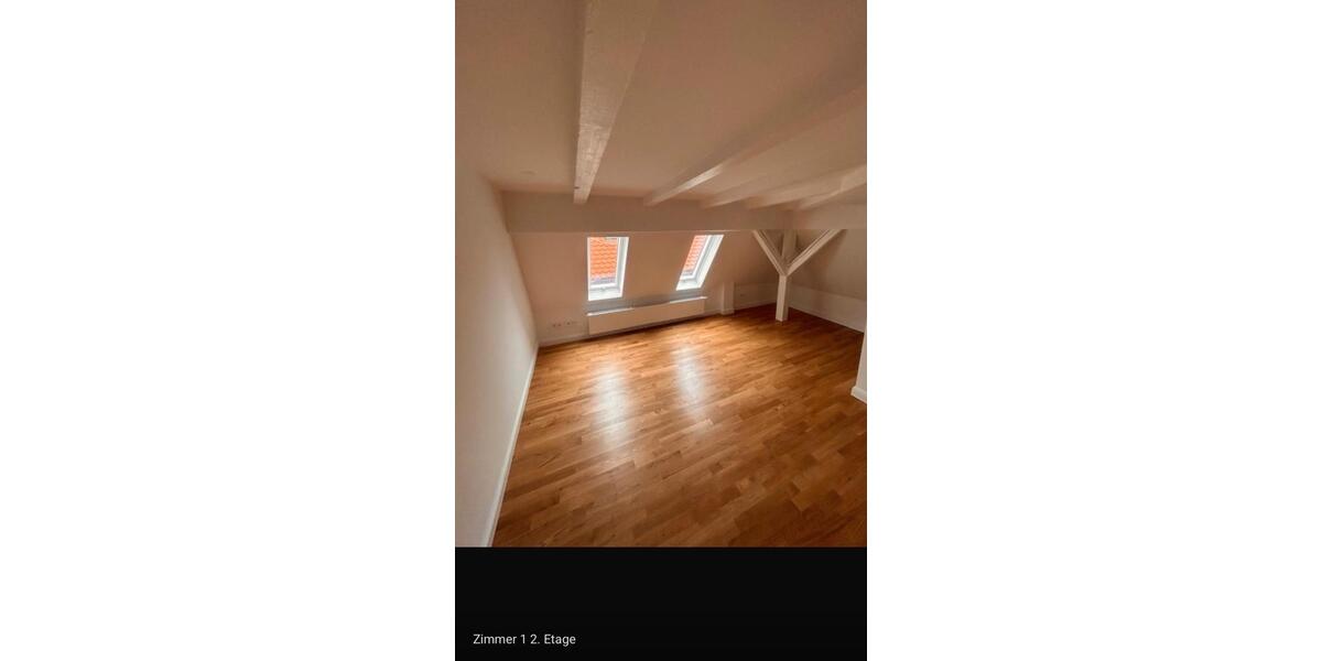 Dachgeschoßwohnung Stuttgart Bad Cannstatt - 5 Zimmer, 145 m&sup2;, 2.810&euro; | Angebot:27538912