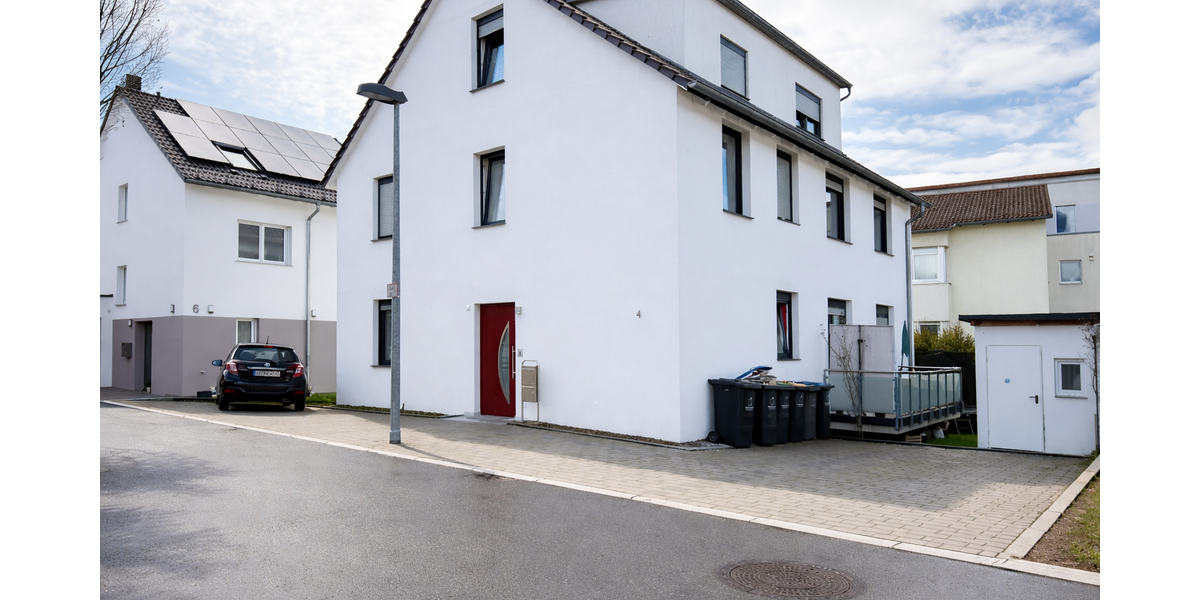 Einfamilienhaus Steinenbronn - 8 Zimmer, 233 m&sup2;, 949.000&euro; | Angebot:25285179