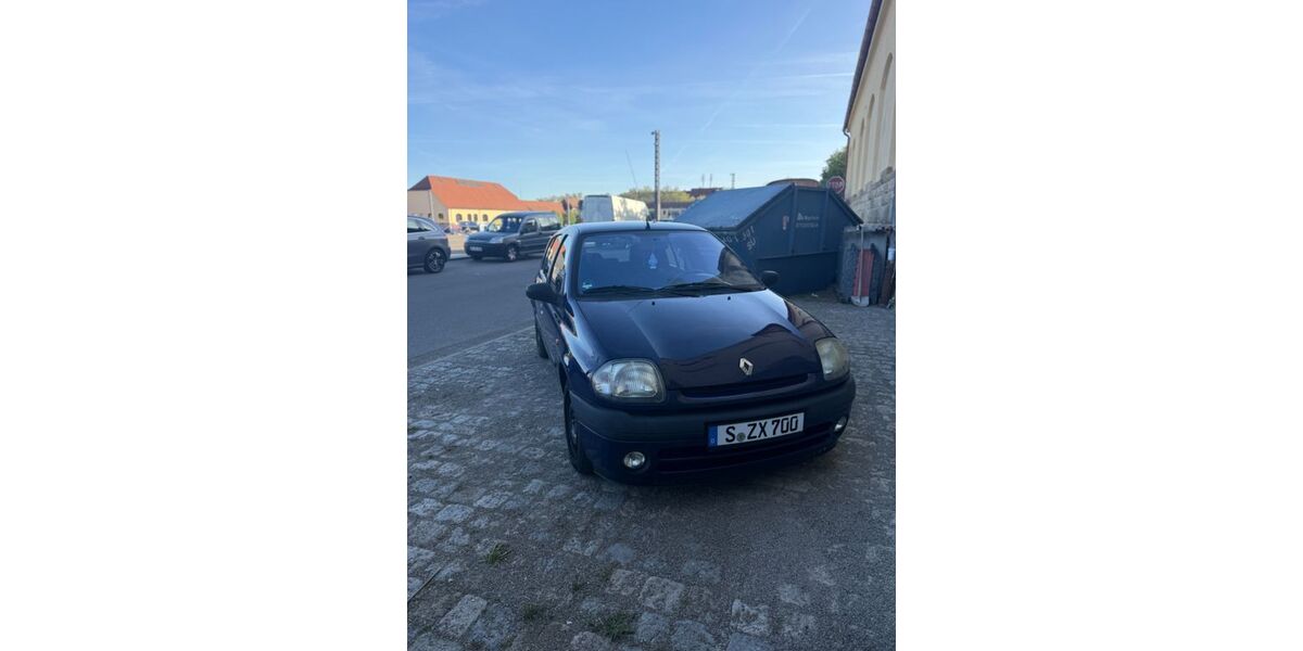 Renault Clio 145.000 km 1.500 &euro; Stuttgart 70437