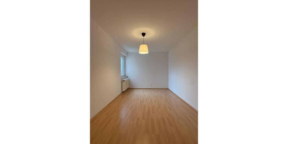 Einfamilienhaus Backnang - 3.5 Zimmer, 119 m&sup2;, 1.320&euro; | Angebot:25380390