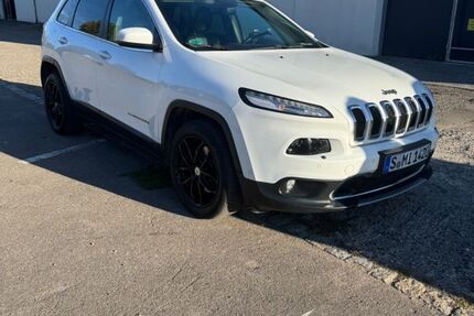 Jeep Cherokee 125.000 km 11.649 &euro; Stuttgart 70327