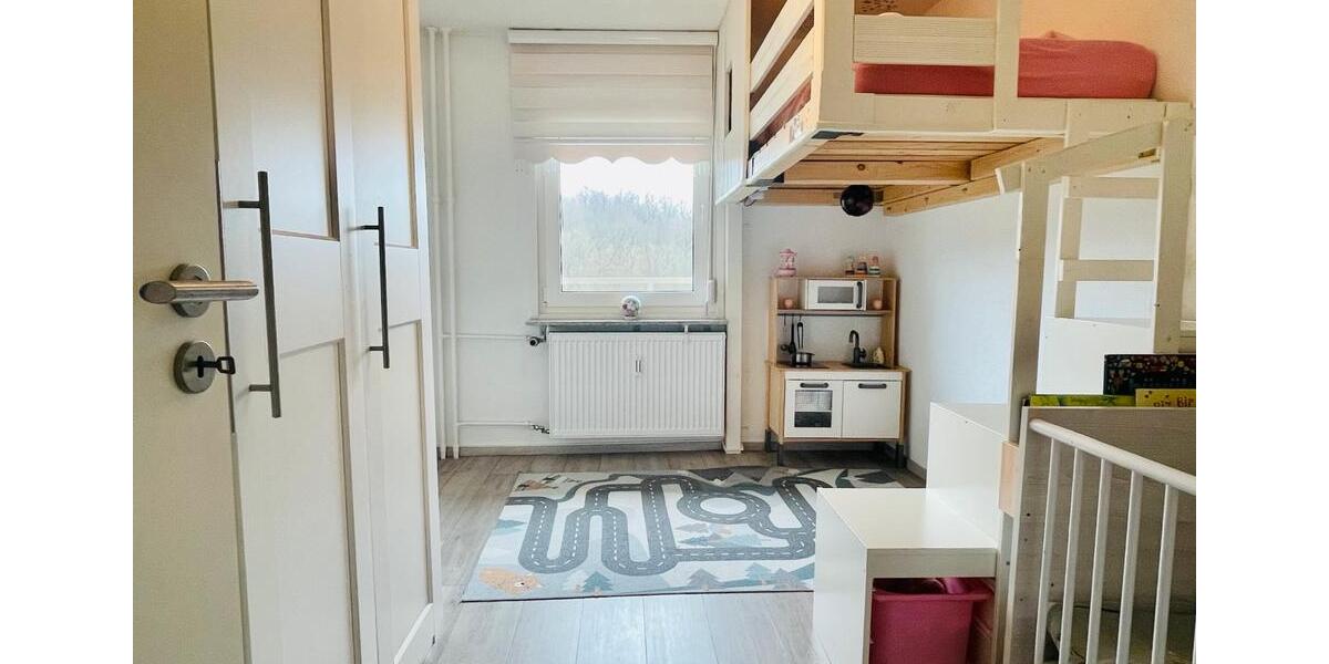 Etagenwohnung Sindelfingen Sindelfingen (Stadt) - 3 Zimmer, 83 m&sup2;, 1.700&euro; | Angebot:24944977