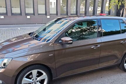 Skoda Fabia 27.000 km 11.290 &euro; Stuttgart 70565