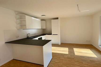 Wohnung Remseck am Neckar - 3 Zimmer, 80 m&sup2;, 1.550&euro; | Angebot:26366886