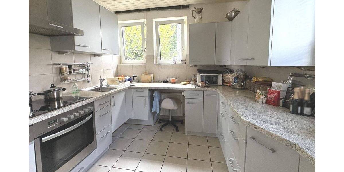 Einfamilienhaus Stuttgart Vaihingen - 7 Zimmer, 240 m&sup2;, 1.250.000&euro; | Angebot:25671954