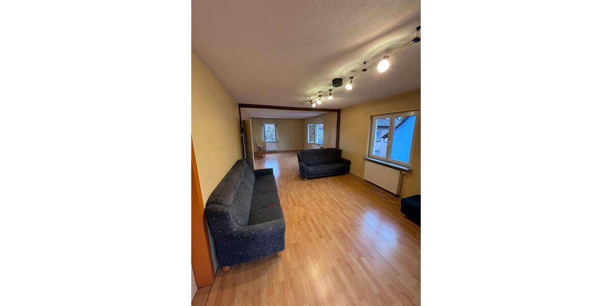 Mehrfamilienhaus, Wohnhaus Korntal-Münchingen Münchingen - 9 Zimmer, 196 m&sup2;, 890.000&euro; | Angebot:24865245