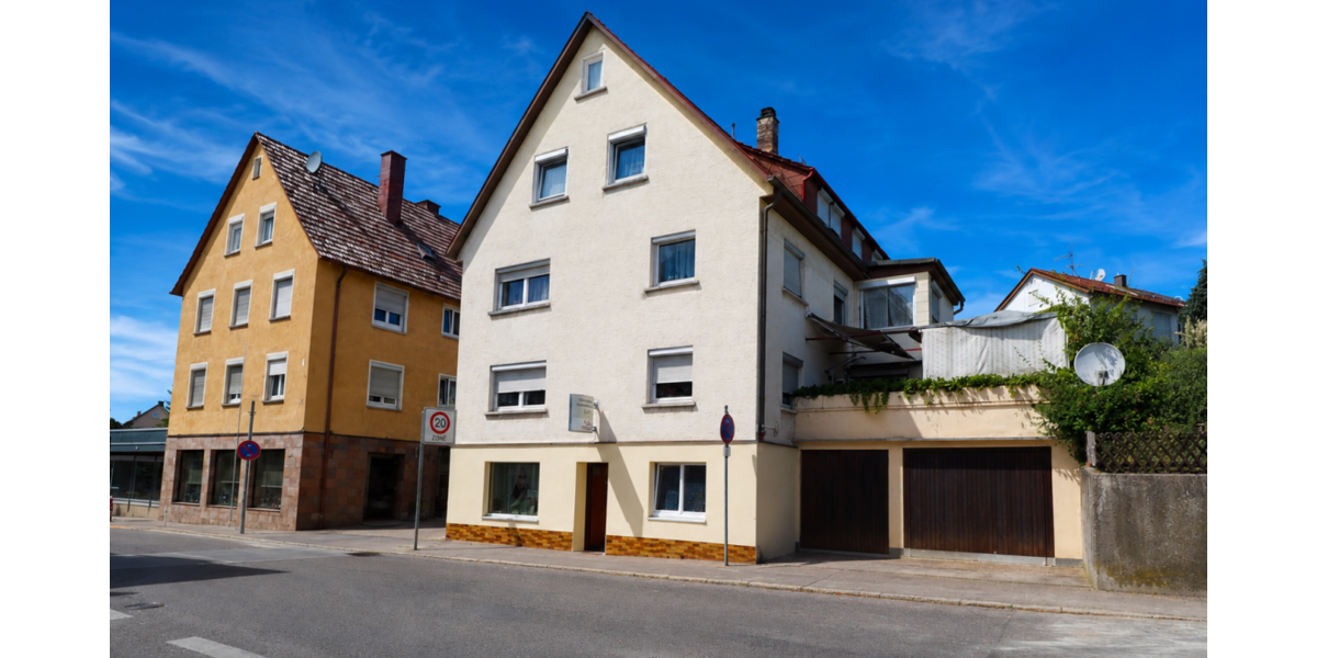 Einfamilienhaus Esslingen Hegensberg - 9 Zimmer, 216 m&sup2;, 749.000&euro; | Angebot:27016907