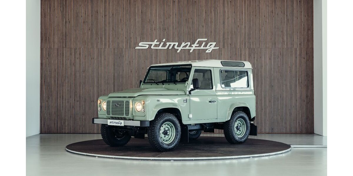Land Rover Defender 1.005 km 129.900 &euro; Stuttgart 70190