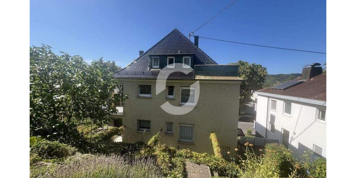 Einfamilienhaus Stuttgart Untertürkheim - 8 Zimmer, 700.000&euro; | Angebot:25743406
