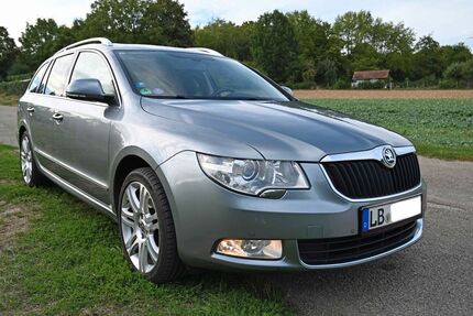 Skoda Superb 196.314 km 5.100 &euro; Ludwigsburg 71638