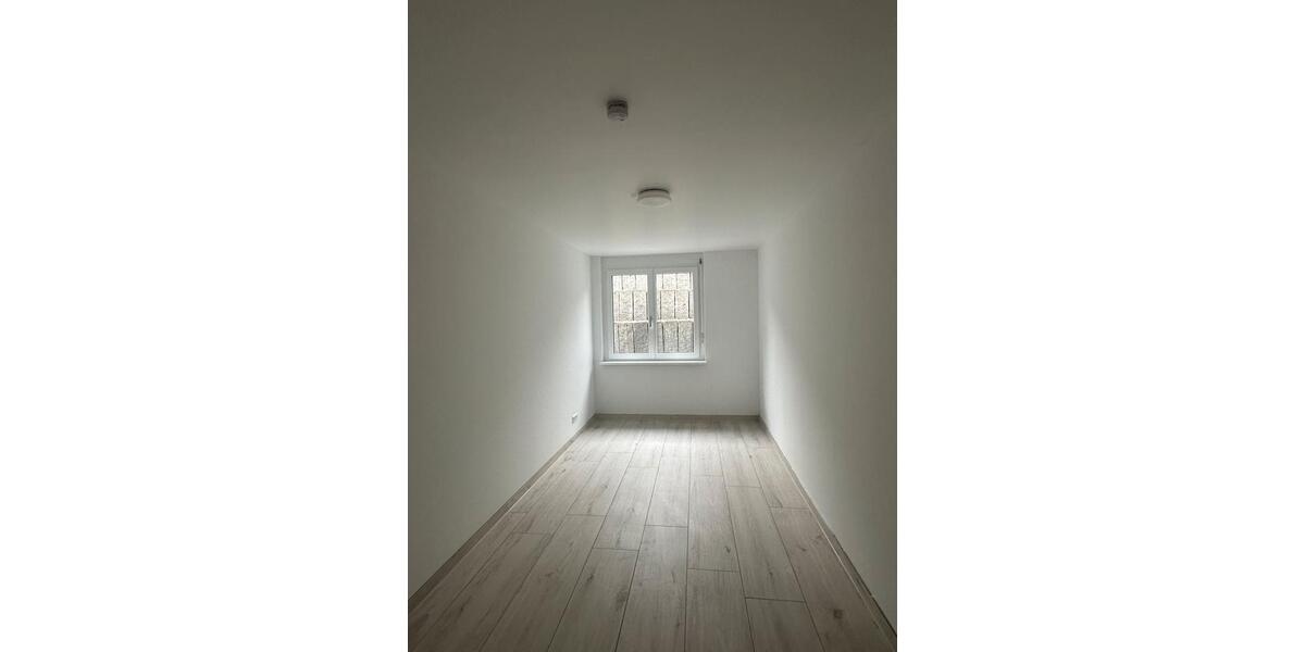 Etagenwohnung Stuttgart Vaihingen - 3 Zimmer, 73 m&sup2;, 1.300&euro; | Angebot:25920928