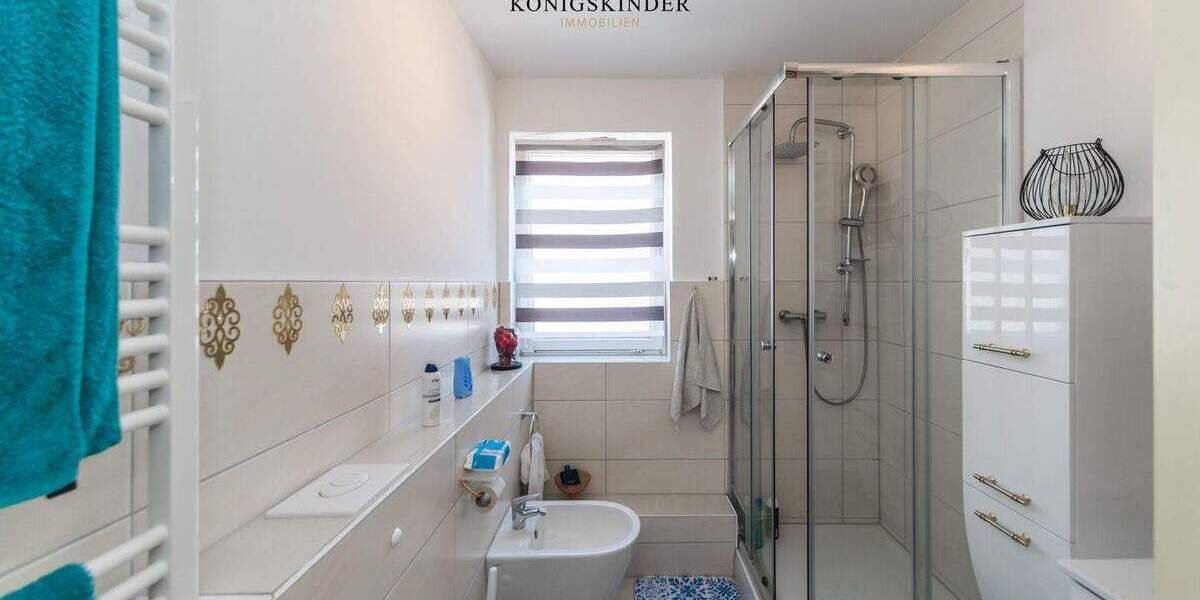 Mehrfamilienhaus, Wohnhaus Kirchheim am Neckar - 7 Zimmer, 164 m&sup2;, 449.000&euro; | Angebot:25676488