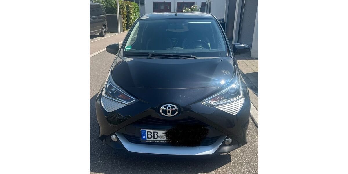 Toyota Aygo (X) 36.554 km 12.500 &euro; Rutesheim 71277