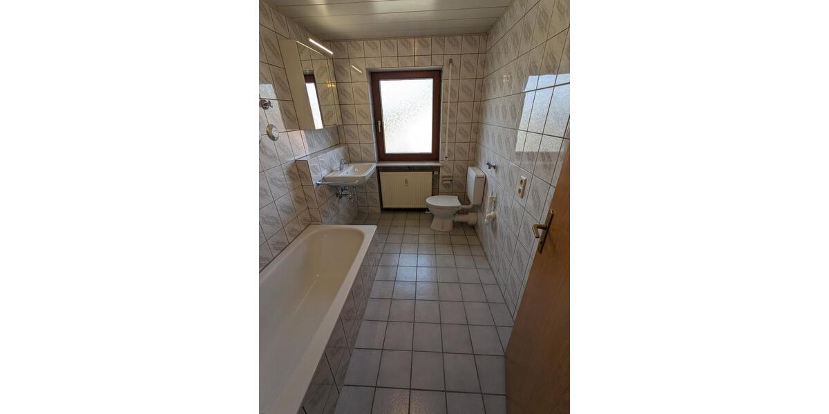 Dachgeschoßwohnung Bietigheim-Bissingen Bissingen - 3 Zimmer, 67 m&sup2;, 1.115&euro; | Angebot:25875380