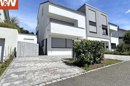 Haus Marbach am Neckar - 6 Zimmer, 178 m&sup2;, 2.400&euro; | Angebot:27194146