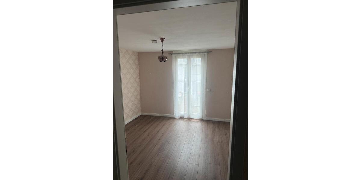 Etagenwohnung Bietigheim-Bissingen Bissingen - 3.5 Zimmer, 87 m&sup2;, 419.000&euro; | Angebot:25275795