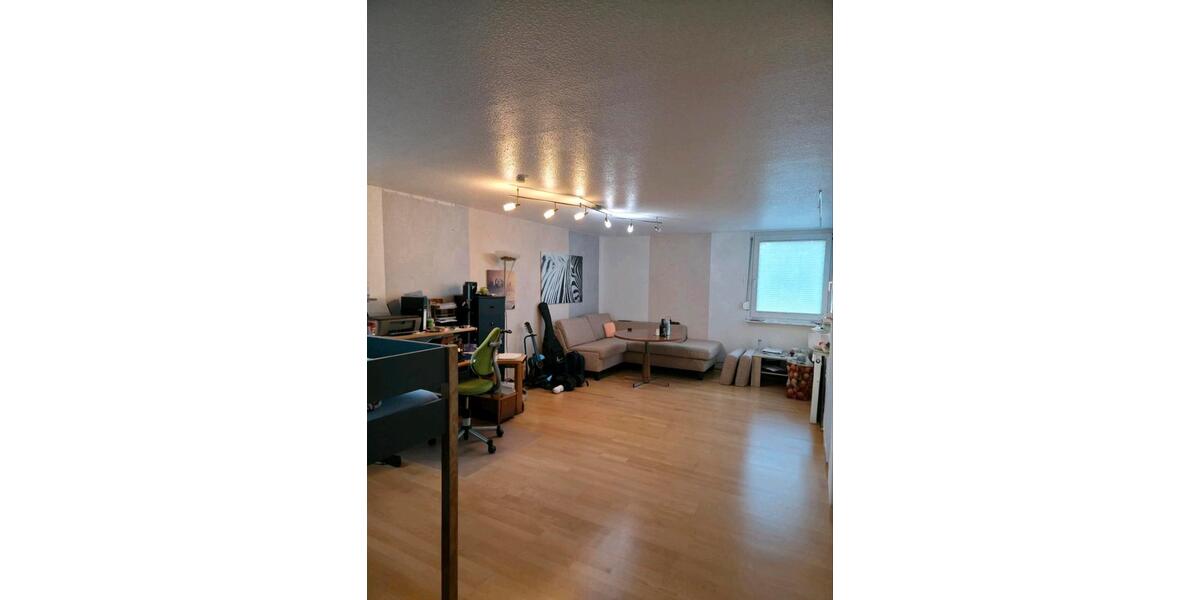 Etagenwohnung Sindelfingen - 2.5 Zimmer, 72 m&sup2;, 201.000&euro; | Angebot:26975884